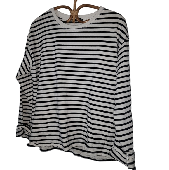 Zara Black and white striped sweater - Picture 3 of 6